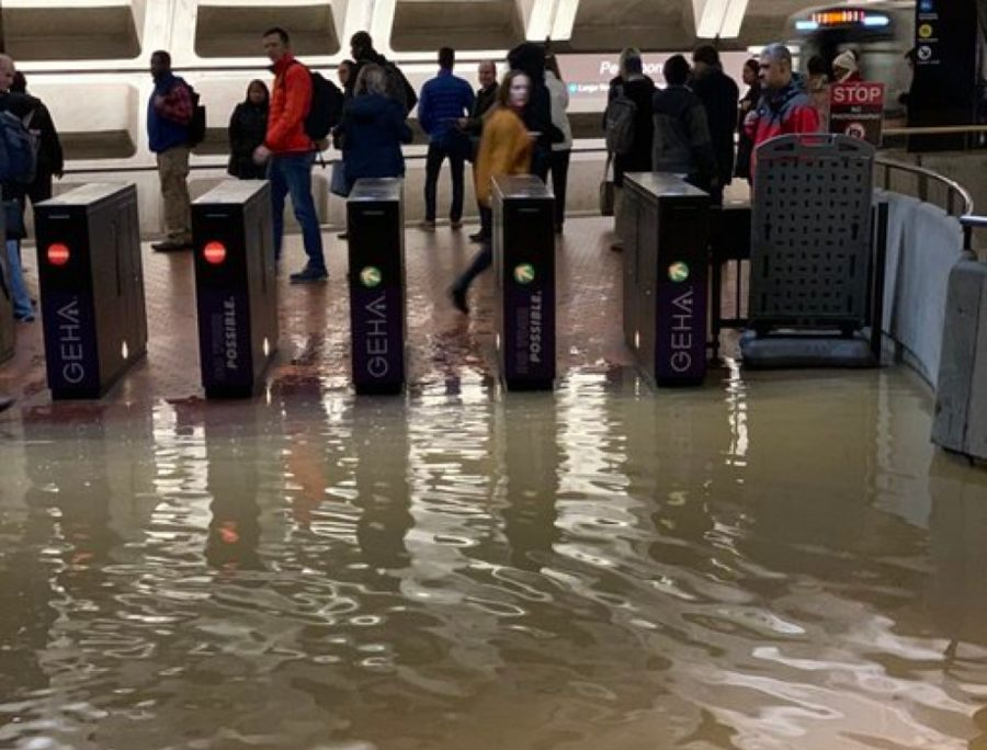地下积水隐患与排水系统的重要性 雷达液位计助力地铁排水系统智能升级,保障城市安全运营